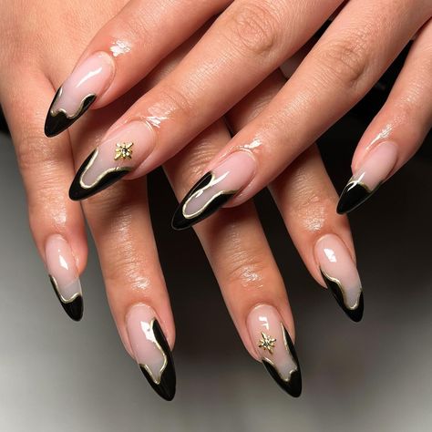 J3N NAILED IT (@j3nnailedit) • Instagram photos and videos Black Silver Almond Nails, Nails Formal Events, Black French Tip Nails With Chrome, Black And Silver Almond Nails, Black And Silver French Tip, New Years Almond Nails, Euforia Nails, Black Formal Nails, Nails For Formal Event