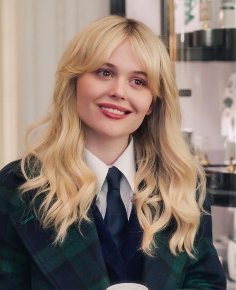 Audrey Hope Hair, Emily Lind, Audrey Hope, Estilo Gossip Girl, Emily Alyn Lind, Gossip Girl Reboot, New York Life, Famous Women, Celebrity Pictures