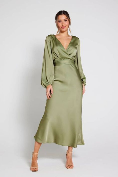 Olive Green Dress Outfit, Satin Dress With Sleeves, Satin Dress Outfit, Green Dress Outfit, Elegant Silk Dresses, Pippa Dress, Satin Dresses Long, Orange Bridesmaid, Gaun Fashion