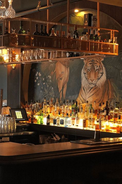 Pub Concept, Tiger Bar, Bar Table Design, Pub Interior Design, Cocktail Bar Design, Sports Pub, Golf Room, Pub Interior, Tiger Decor