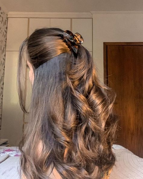 Updos Easy, Easy Hair Updos, Hair Stylies, Updo Hairstyles, Easy Hair, Dream Hair, Pretty Hair, Perfect Style, Aesthetic Hair