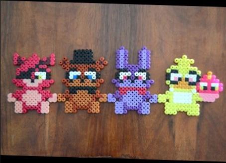 (Not mine credit goes to original creator) Cute Perler Beads, Cute Perler, Fnaf Birthday, Melty Bead Designs, Perler Beads Ideas, Fnaf Crafts, Melt Beads Patterns, Hamma Beads Ideas, Easy Perler Bead Patterns