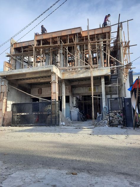 House Under Construction Aesthetic, Construction Work Aesthetic, Scheffy Construction, Construction Site Aesthetic, Building Demolition Video, Architecture Life, Modern House Facades, Duplex House Design, House Front Design