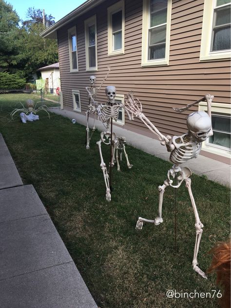 Poseable skeletons running from gigantic spider — Halloween decorations and yard setup A Skeleton, A House, Skeleton, Halloween Decorations, Lawn, Halloween