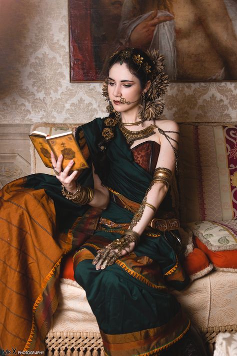 Indian Steampunk, Egypt Steampunk, Spy Character, Asian Steampunk, Pirate Character, Steampunk Drawing, Larp Costumes, Steampunk Outfits, Beautiful Cosplay