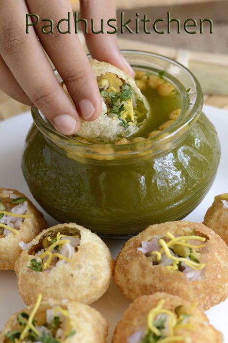 Pani Puri Recipe, Desi Street Food, Puri Recipes, Pani Puri, Chaat Recipe, Desi Food, India Food, Pakistani Food, God Mat