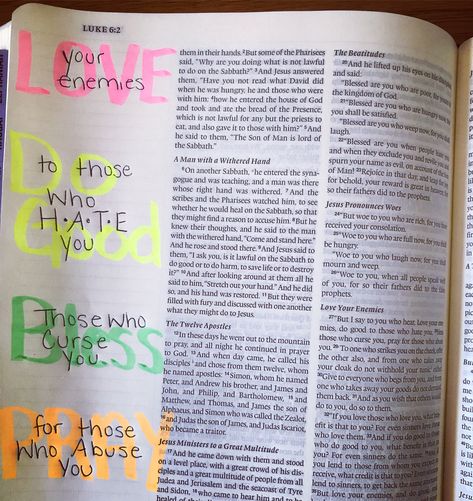 Luke 6 Bible Journaling, Luke Bible Study Notes, Luke 1 Bible Journaling, Luke Bible Journaling, Luke Bible Study, Verse Drawings, Messy Bible, Luke Chapter 1, Luke Chapter 2