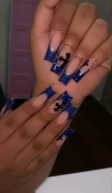 By @cinxnailz Dark Blue Nails Acrylic For Prom, Nail Inspiration Dark Blue, Cute Blue Acrylic Nail Ideas, Long Acrylic Nail Designs Blue, Rod Wave Nails, Back To School Nails Long, Blue Birthday Nails Acrylic, Dark Y2k Nails, Baddie Blue Nails