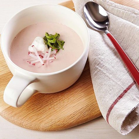 How To Cook Radishes, Radish Soup, Cold Soup Recipes, Cream Of Broccoli Soup, White Soup, Pureed Soup, Asparagus Soup, Cold Soup, Creamy Soup