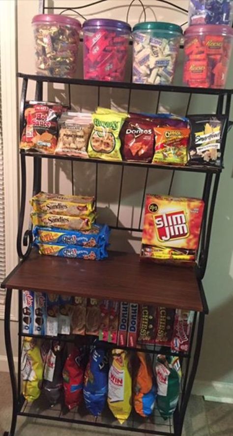 15 game Changing Snack Stations for Kids to Make Your Life Easier Dorm Room Snacks, Room Snacks, Dorm Room Food, Snack Station, Snack Stand, Lots Of Food, Snack Organizer, Dorm Room Organization, Home Theater Rooms