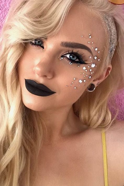 Coachella Make-up, Mermaid Costume Makeup, Mermaid Eyes, Coachella Makeup, Festival Make Up, Festival Makeup Glitter, Rhinestone Makeup, Halloween Eye Makeup, Face Gems