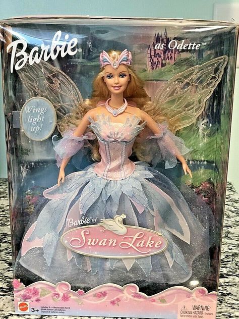 Light Up Wings, Barbie Of Swan Lake, Posable Elf, Barbie Swan Lake, Lake Theme, Santa Outfit, Dream Doll, Barbie Fashionista, Beautiful Barbie Dolls