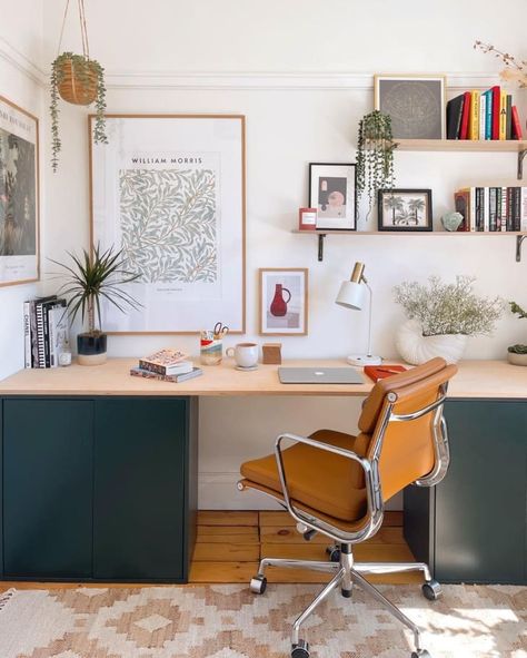 14 Best IKEA Desk Hacks for Your Home Office | Apartment Therapy Bureau Hack Ikea, Office Hacks, Ikea Desk Hack, Desk Hacks, Ikea Office, Sleek Desk, Ikea Desk, Desks For Small Spaces, Office Nook