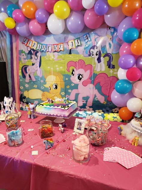 My little pony candy buffet! #mylittlepony #ponybirthday #MLP #fourthbirthday #candytable #Ella4 My Little Pony Party Backdrop, Mlp Birthday Party Ideas, Mlp Birthday Party, My Little Pony Themed Birthday Party, Pony Cupcakes, Mlp Birthday, My Little Pony Cupcakes, Mlp Party, 17th Birthday Party Ideas