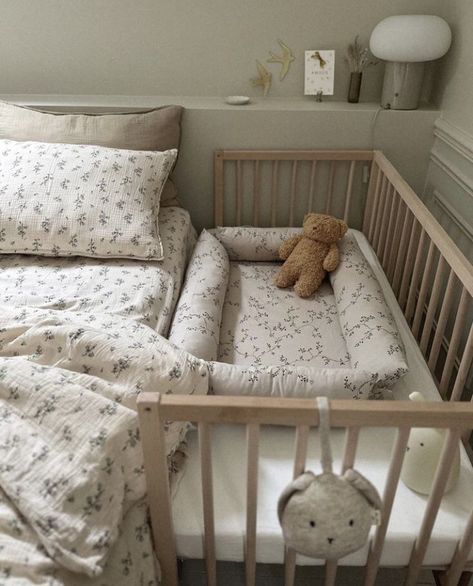 Ikea Baby Bed, Ikea Baby Nursery, Ikea Crib, Baby Room Inspiration, Nursery Room Inspiration, Baby Room Design, Bebe Baby, Nursery Baby Room, Baby Bedroom