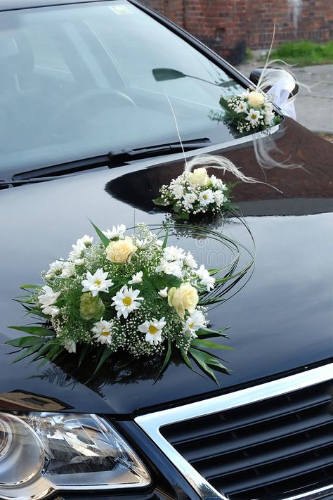 Wedding Car Deco, Car Wedding, Bridal Car, Wedding Car Decorations, Car Deco, Flower Car, Car Decorations, Classy Wedding, Car Decoration