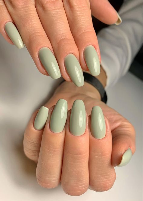 Plain Spring Nails, Nail Colors For Pale Skin, Sns Nails Colors, Plain Nails, Solid Color Nails, Simple Gel Nails, Casual Nails, Cute Gel Nails, Ballerina Nails