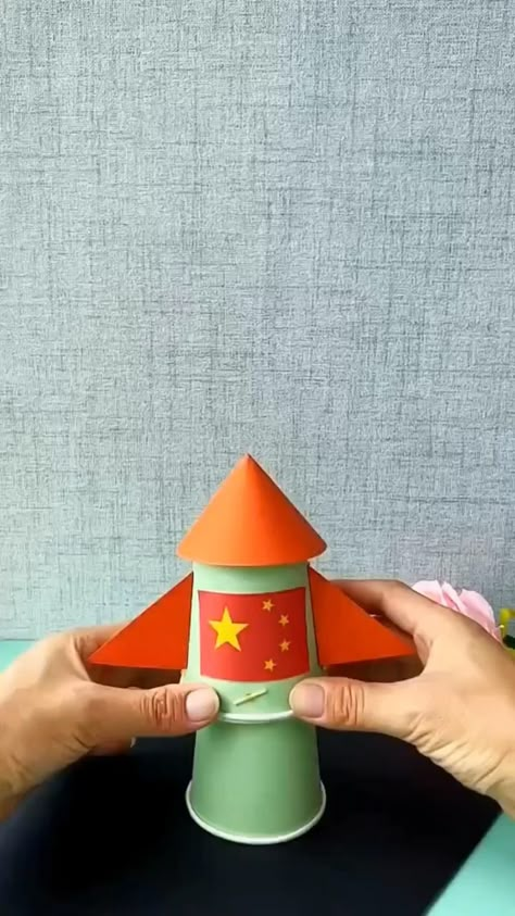 Paper Cup Art, Rocket Ship Craft, Nursery Rhymes Preschool Crafts, Make A Rocket, Paper Rockets, Rocket Craft, Rocket Art, Art And Craft Paper, Space Crafts For Kids