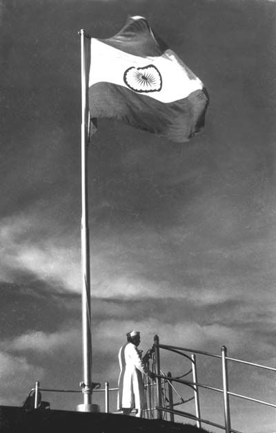 Rare Photos Of India's First Independence Day August 15, 1947 Independence Day Facts, Indian Independence Day Images, 1947 India, Independence Day History, Independence Day Pictures, Historical India, Happy Independence Day Images, Independence Day Photos, Download Adobe Photoshop