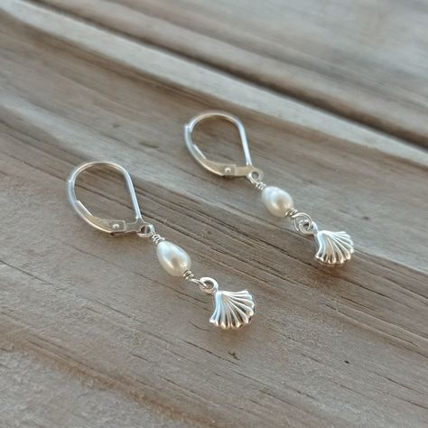 Sterling silver earrings with seashell charms and freshwater pearls Silver Seashell Earrings, Silver Mermaid Jewelry, Beachy Jewelry Silver, Beachy Silver Jewelry, Silver Beachy Jewellery, Silver Shell Earrings, Summer Jewelry Silver, Silver Beach Jewelry, Silver Summer Jewelry