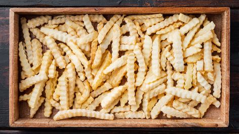 Oven French Fries, Fried Fries, Frozen Fries, Oven Baked French Fries, French Fries At Home, Fries At Home, Frozen Steak, Homemade Fries, French Fries Recipe