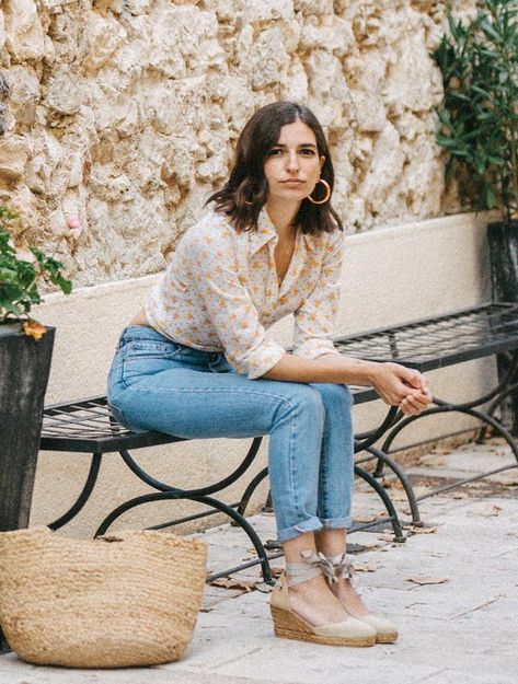 How to Wear Espadrilles Like a French Girl | Who What Wear UK Espadrille Wedge Outfit, How To Wear Espadrilles, Espadrilles Outfit, Wedges Outfit, Summer Holiday Outfits, Next Dresses, Spring Look, French Girls, Holiday Outfit