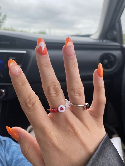 Acrylic McLaren F1 Nails Silverstone F1 Nails, Mclaren Inspired Nails, Lando Norris Nails Art, F1 Nail Ideas, Red Bull Nails F1, F1 Nails Designs Mclaren, Lando Norris Inspired Nails, College Football Game Outfits For Women, Mclaren Nails F1