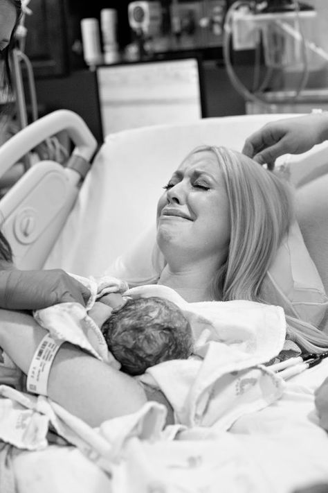 A Mother's Perspective has photography services, check them out! Delivery Room Pictures, Delivery Room Photography, Birth Photography Hospital, Baby Hospital Photos, Labor Photos, Birth Story Photography, Newborn Hospital Pictures, Newborn Hospital Photography, Baby Hospital Pictures