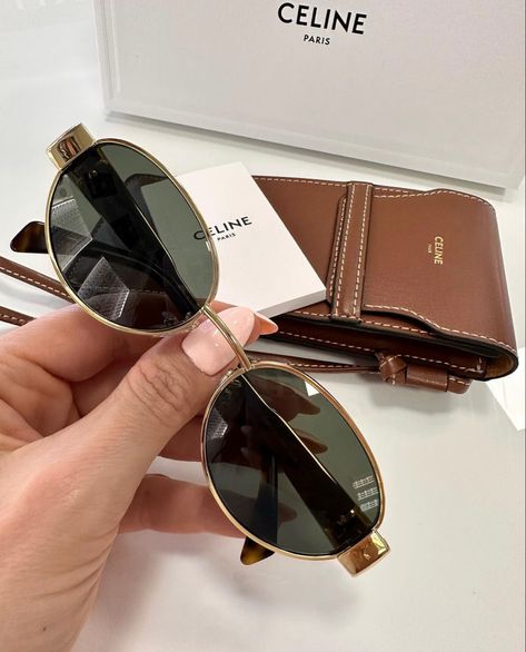 Sunglasses Women Celine, Luxury Things Aesthetic, Celine Metal Sunglasses, Fall Sunglasses 2023, Celine Triomphe Sunglasses Metal, Celine Triumph Sunglasses, Celine Glasses Sunglasses, Celine Sunglasses Outfit, Old Money Glasses