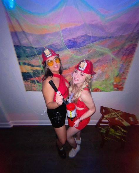 Super cute matching fire fighting costume for girl best friends. Complete matching best friend costume. DIY halloween costume thats unique and will be a big hit! #diycostume #halloweencostume #diyhalloweencostume #matching #bestfriendcostume #costumeforbesties #duocostume #firefighter #halloweencostumesforwomen #halloweencostumeforblondes #halloweencostumeideas Duo Halloween Costumes Fire Fighters, Matching Dog Costumes, Fire Fighter Costume Women, Fire Fighter Halloween Costume, Firefighter Costume Women, Best Friend Costumes, Girl Best Friends, Blonde Halloween Costumes, Firefighter Costume