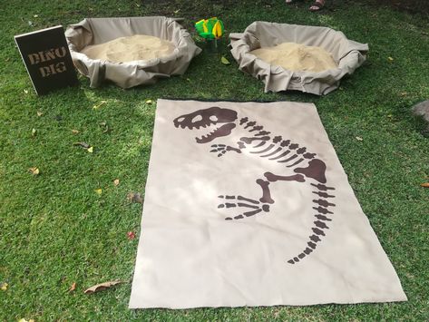 Dinosaur Toss Game, Dino Pirate Party, Dino Excavation Party, Dino Dig Diy, Archeology Birthday Party, Dino Dig Party Ideas, Dino Party Games, Dino Games, Dinosaur Birthday Party Food