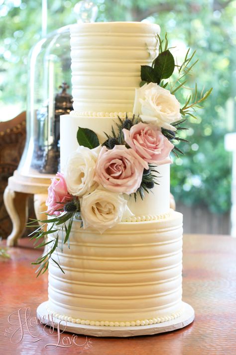 Textured Buttercream Wedding Cake, 6 Tier Wedding Cakes, Cake Fresh Flowers, Wedding Cake With Fresh Flowers, Textured Buttercream, Cake With Fresh Flowers, Cream Wedding Cakes, Wedding Cake Fresh Flowers, Silver Wedding Cake