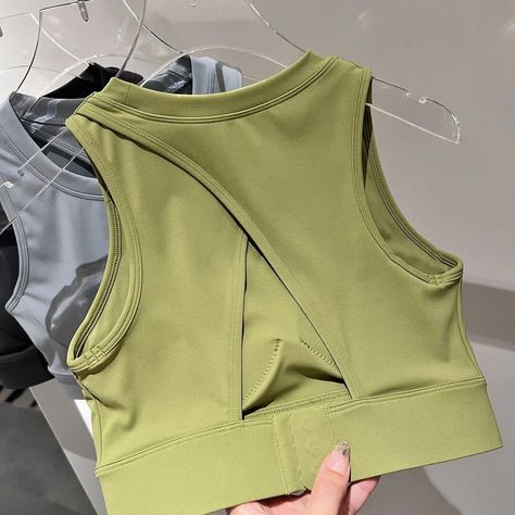 Fitness Closet, Gym Sports Bra, Walking Fitness, Estilo Fitness, Fitness Top, Yoga Outfit, Men Type, Fitness Classes, Shirts Women Fashion