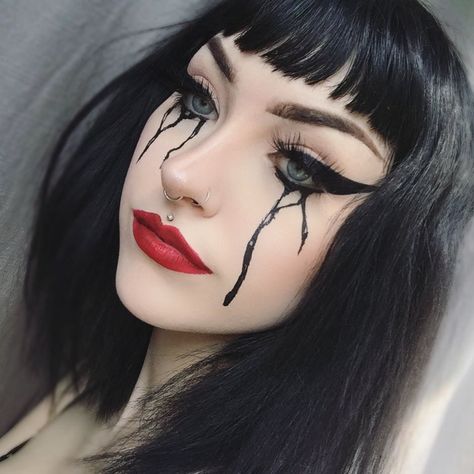 Black tears inspired by @mamapeach_ 🖤 @physiciansformula felt tip eyeliner pen @nyxcosmetics tame & frame brow pomade… Black Tears Makeup Halloween, Black Tears Makeup, Gothic Festival Makeup, Blood Tears Makeup, Pentagram Makeup, Tear Makeup, Black Eyeshadow Looks Goth, Tears Makeup, Emo Eyeliner