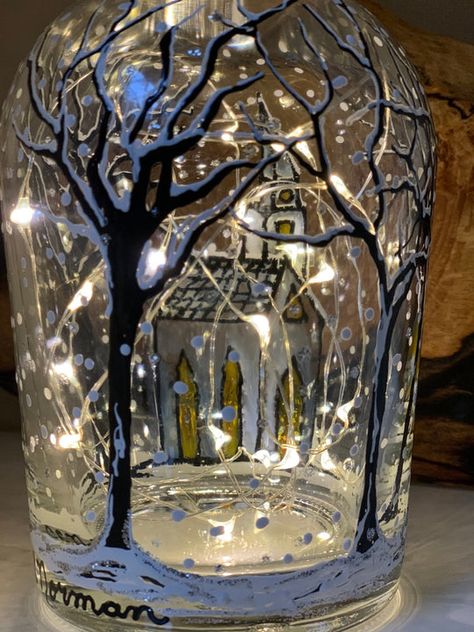 Recycled bottles that I hand paint with acrylic paint. A 6' string of fairy lights with cork is included. Painted Glass Bottles, String Of Lights, Hand Painted Bottles, Painted Bottle, Diy Glass Bottle Crafts, Wine Bottle Art, Glass Bottles Art, Wine Bottle Diy Crafts, Painted Wine Bottles