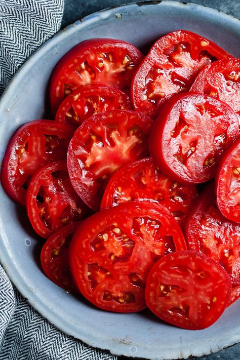 Ricotta Tomato, Cornmeal Crust, Gluten Free Pesto, Walnut Pesto, Tomato Tart, Fruit Photography, Tortellini Soup, Sliced Tomato, Happy Foods