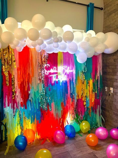 Color Party Backdrop, Multicolor Party Decorations, Colourful Theme Party Decoration, Color Theme Party Decoration, Colorful Balloon Backdrop, Colors Birthday Party Theme, Art Themed Party Decorations, Colourful Birthday Decorations, Colors Theme Party