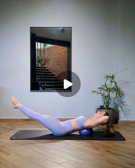 Yoga Ball Abs, Pilates Core Exercises, Pilates Workouts, Deep Core, Pilates Body, Pilates Training, Yoga Ball, Pilates Instructor, Body Weight Training