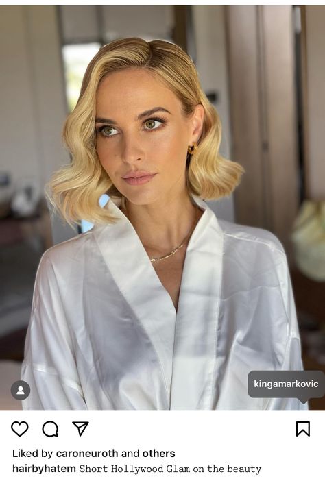 Short Blonde Hair Bridesmaid, Glamour Waves Short Hair, Simple Curls For Short Hair, Hollywood Waves Bob Hair, Short Curled Wedding Hair, Short Blonde Bridesmaid Hair, Short Blonde Bridal Hair, Bridesmaids Short Hairstyles, Short Hair Holiday Styles