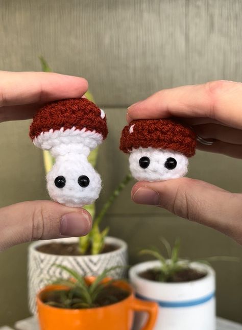 BOOPable mini mushroom keychain; fidget toy; mushroom gift, cute accessories (small) What To Crochet For Friends, Cute Crochet Keychains Free Patterns, Crochet Fidget Keychain Free Pattern, Crochet Mini Gifts, Crochet Pop It, Small Crochet Items, Crochet Fidget Toys, Mini Crochet Animals, Crochet Fidget