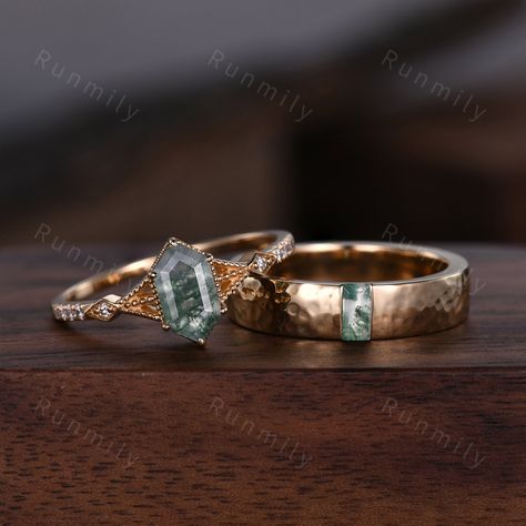 Here we have a Couples ring set green Moss Agate ring for Men for Women Yellow gold His and Hers wedding band Mens hammered matching band promise anniversary rings ITEM DESCRIPTION ✦ Handmade, high-quality item! ✦ Material: Sterling Silver/Yellow Gold Plated ►Sold as a two-piece set ►His ring is Silver Yellow Gold Plated (can be made in white/rose/yellow/black gold plated and 10/14/18k solid gold) ►His band width: 5mm ✦ Durable - Incredibly Scratch-Resistant to always look great. ✦ Comfort-fit & Black And Green Wedding Ring, Cool Wedding Bands For Men, Men's Engagement Bands, Wedding Ring Nontraditional, His And Hers Engagement Rings, Male Engagement Ring Men, Promise Rings Men, Men’s Engagement Ring, Men’s Engagement Rings