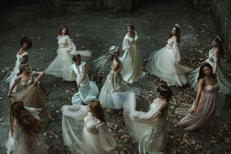 #twelvedancingprincesses #fairytale #etherealphotography #fairytalephotography #darkromance Anna Madsen on Instagram: "sacred geometry || The Twelve Dancing Princesses @chateaubarefoot @livgraceful @abbybrook31 @brogan_genie @clairemariebacon @scenesfromdaydreams @azayakanna @froqueen_ @thefoxandtheivy @graciedrinkwater @amanda.kay.slays @dearest_wildfire concept / styling / photography : @a.m.whispers wardrobe assist / BTS / hair : @sarahgatesphoto crowns : @sweetvcrown" Dark Fairytale Aesthetic, The Twelve Dancing Princesses, Amanda Kay, Twelve Dancing Princesses, Mists Of Avalon, Princess Fairytale, Princess Dance, Fairytale Aesthetic, 12 Dancing Princesses