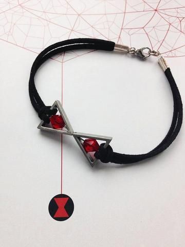 Black Widow Bracelet, Natasha Romanoff Avengers, Hawkeye Cosplay, Nerd Jewelry, Marvel Jewelry, Marvel Fashion, Fandom Jewelry, Hero Black, Comic Book Collection