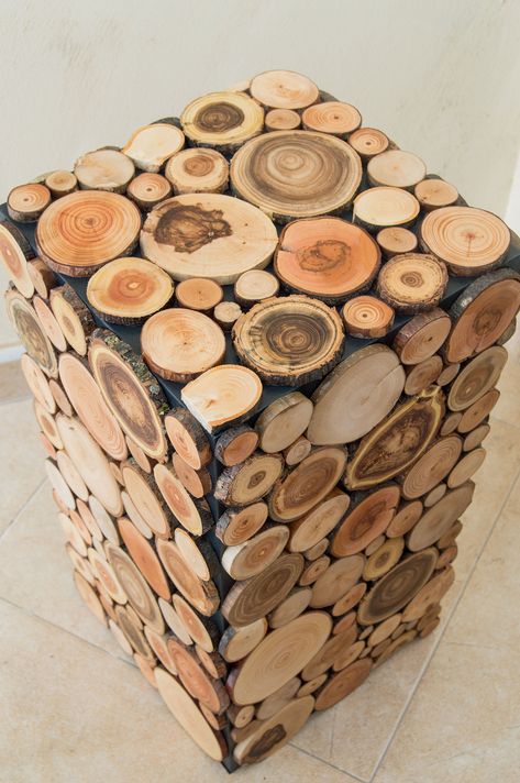 Sculpture Pedestal, Wooden Pedestal, Wood Slice Art, Wood Trunk, Wooden Slices, Corner Decor, Into The Wood, Log Furniture, Funky Painted Furniture