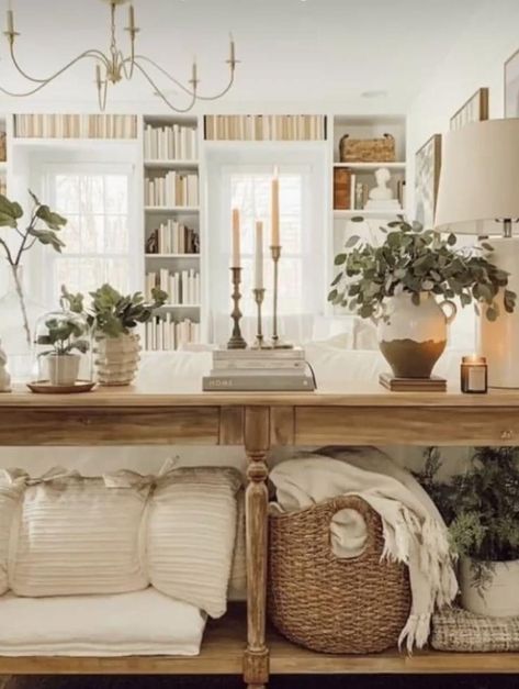 Cottagecore Living Room Ideas, Sofa Table Styling, Cottagecore Living Room, Farmhouse Sofa Table, Sofa Table Decor, Table Behind Couch, Console Table Styling, Console Table Decorating, Couch Decor