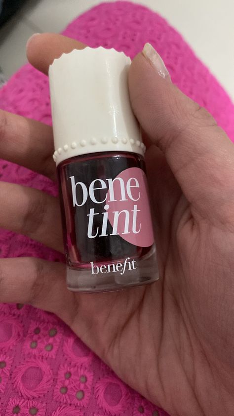 Lip Stain Aesthetic, Benetint Lip Stain, Stain Aesthetic, Blush Aesthetic, Tint Makeup, Makeup Asian, Makeup List, Sephora Skin Care, Benefit Makeup