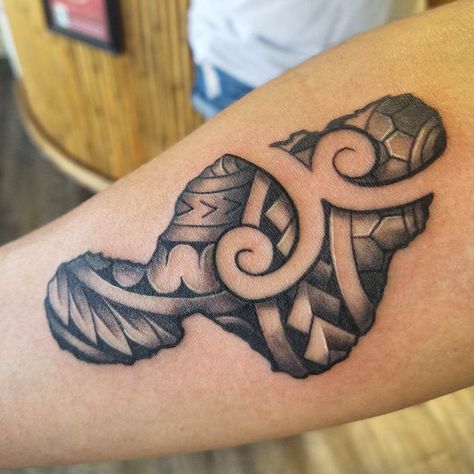 Black And Grey Tattoos, Maui Tattoo, Island Tattoo, Maui Island, Tattoo Apprentice, Island Style, Forearm Tattoo, Community Art, Tattoo Art