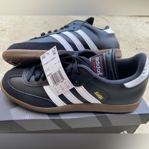 Samba Classic Soccer Adidas Black Sambas, Samba Classic, New Black, Soccer, Adidas, Handbags, Fashion Design, Closet, Fashion Trends