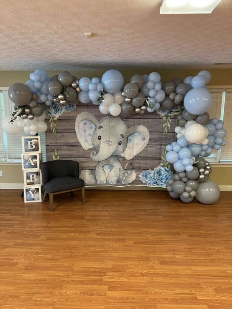 Elephants Baby Shower Theme, Baby Elephants Baby Shower Ideas, Babyboy Baby Shower Theme Ideas, Grey Baby Shower Ideas, Boy Themes Baby Shower Ideas, Baby Shower Ideas Elephant Theme, Elephant Gender Reveal Ideas, Boy Babyshower Decoration Ideas, Boy Elephant Baby Shower Ideas