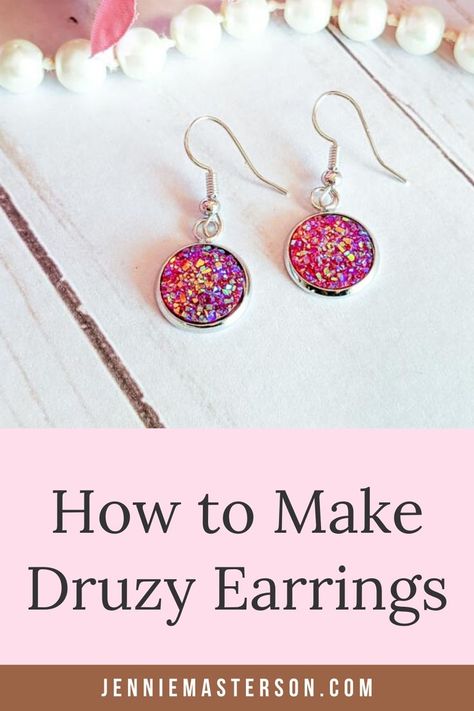 Diy Cabochon Earrings, Diy Resin Stud Earrings, Holiday Earrings Diy, Diy Druzy Earrings, Dyi Earrings, Diy Cabochon, Diy Earrings Studs, Cabochons Diy, Diy Resin Earrings